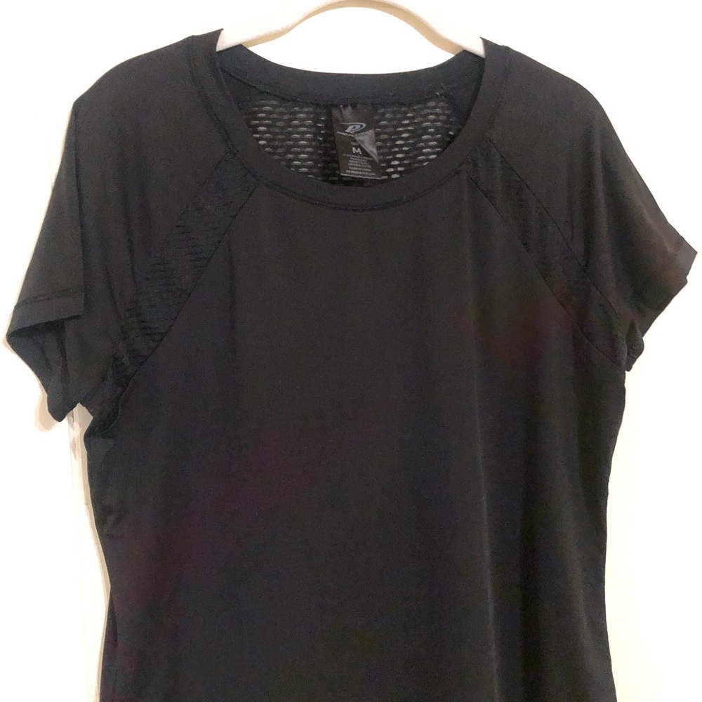 Pro Player women M black athletic activewear short sleeve shirt top mesh insert